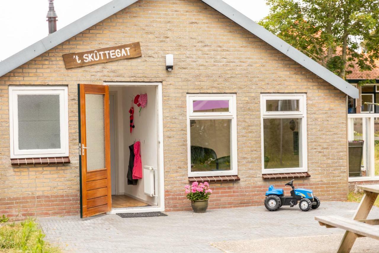 T Skuttegat Holiday home *